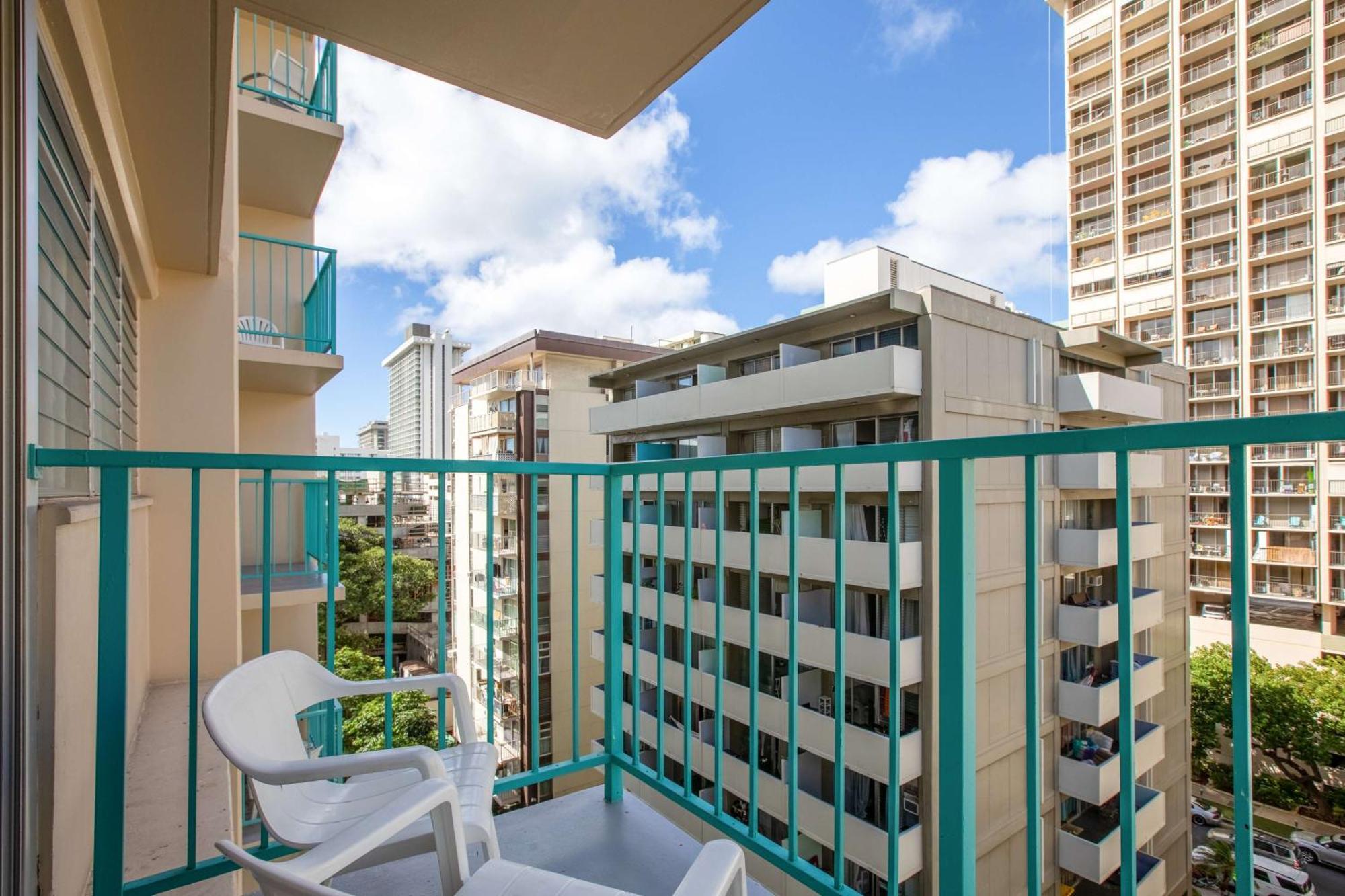 Aqua Aloha Surf Waikiki Aparthotel Exterior photo